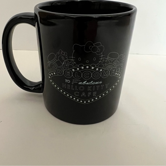 Hello Kitty Cafe Las Vegas Exclusive Mug - Picture 3 of 3